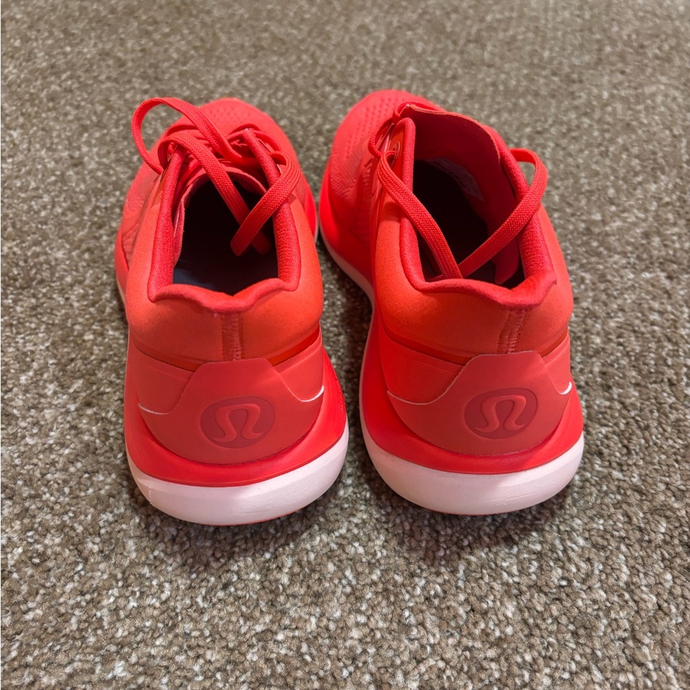 Lululemon Athletica Women’s Chargefeel - 8.5